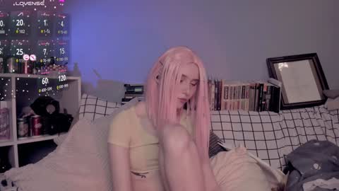 Snapshot of katkittykate chatting on 12.04.25 katkittykate online show from 12.04.25