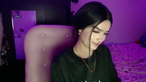 Snapshot of katleen_v chatting on 12.03.24 Katleen. online show from 12.03.24