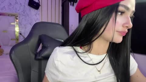 Snapshot of katleen_v chatting on 06.04.26 Katleen. online show from 06.04.26
