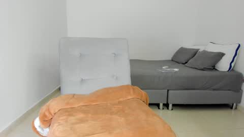 Follow me on instagram and twitter as correaktnees online show from 01.07.25