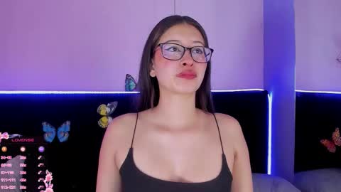 Snapshot of katniss_lovee_ chatting on 12.14.25 .... Katniss .... online show from 12.14.25