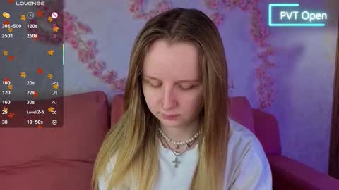 Katrina Bail online show from 11.25.25