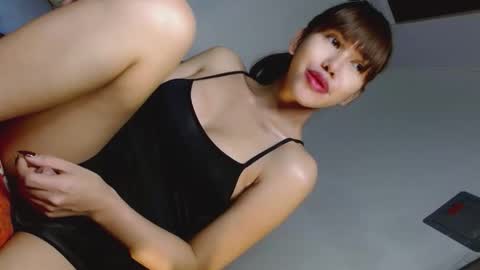 Snapshot of katrina_foxxx chatting on 05.27.26 katrina_foxxx online show from 05.27.26