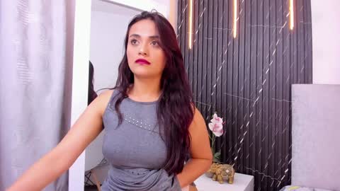 Snapshot of katrina_kaif_x chatting on 01.04.25 Keyla online show from 01.04.25