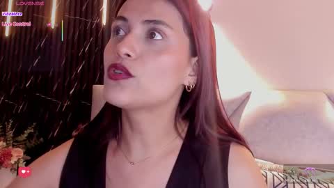 Snapshot of katrina_kaif_x chatting on 10.18.25 Keyla online show from 10.18.25