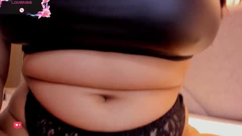 Snapshot of katrina_kaif_x chatting on 11.20.25 Keyla online show from 11.20.25