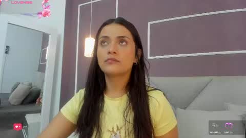 Snapshot of katrina_kaif_x chatting on 07.13.26 Keyla online show from 07.13.26