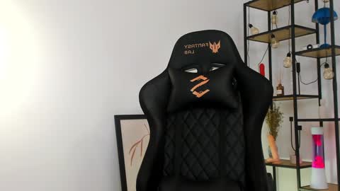 Katrin online show from 12.26.24