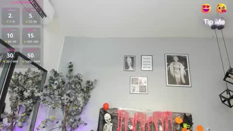 Katerine online show from 10.19.25