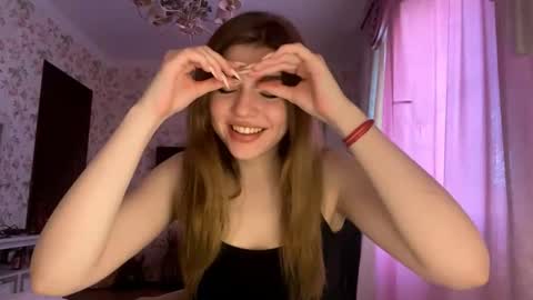 Snapshot of kattiemichelson chatting on 05.20.26 Molly online show from 05.20.26