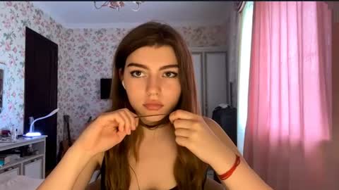 Snapshot of kattiemichelson chatting on 06.21.26 Molly online show from 06.21.26