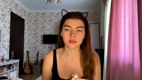 Snapshot of kattiemichelson chatting on 07.13.26 Molly online show from 07.13.26