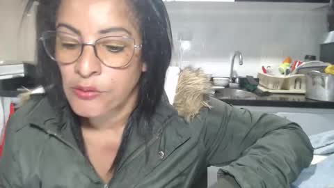 Snapshot of kattleyagray chatting on 09.09.25 KattleyaGrey online show from 09.09.25