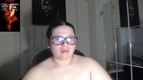 Snapshot of katty_findom_ chatting on 09.12.25 katty online show from 09.12.25