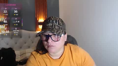 Snapshot of katty_findom_ chatting on 11.27.25 katty online show from 11.27.25