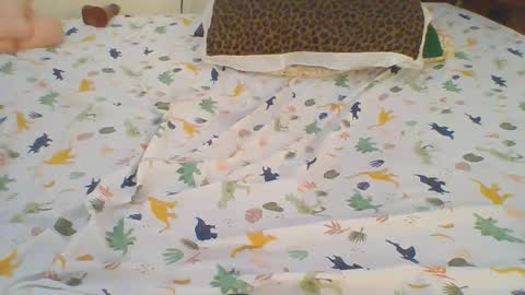 Snapshot of kattysexy2 chatting on 11.18.25 kattyse online show from 11.18.25