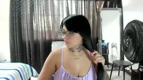 Snapshot of katy_bello chatting on 05.03.26 katy online show from 05.03.26