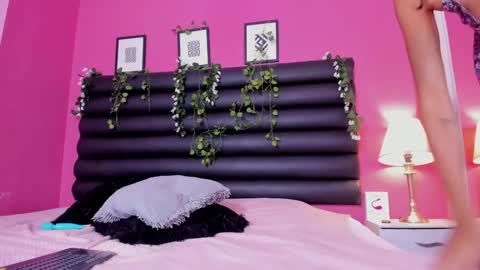 katy_contreras online show from 01.21.25