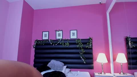 katy_contreras online show from 01.31.25