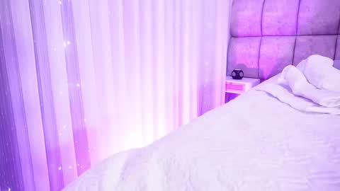 Snapshot of katy_rios_ chatting on 11.20.25 Katy online show from 11.20.25