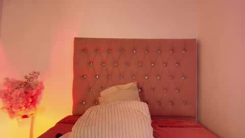 Katy Van online show from 11.24.25