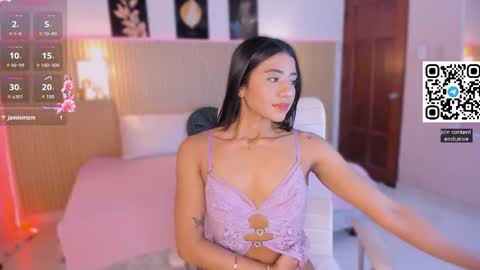 Snapshot of katya_rogerss chatting on 11.15.25 katya online show from 11.15.25