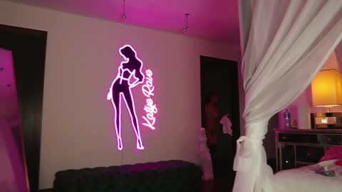 Snapshot of katyerave chatting on 11.14.25 Katyerave online show from 11.14.25