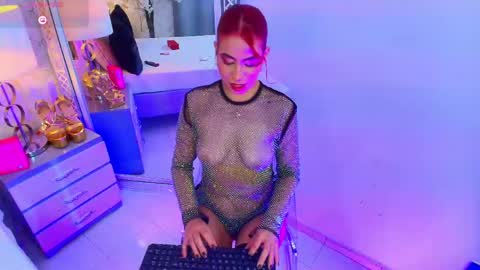 Snapshot of katyjackson chatting on 04.25.26 katyjackson online show from 04.25.26