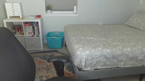 Katy online show from 04.09.26