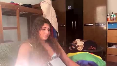 kaumartinez online show from 12.21.25