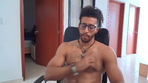 Snapshot of kaurilop chatting on 02.27.25 Kauri Lop online show from 02.27.25