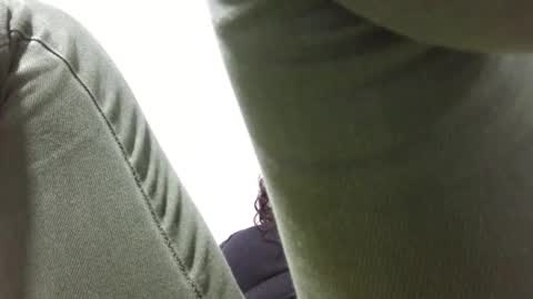  Khawit  online show from 10.28.25