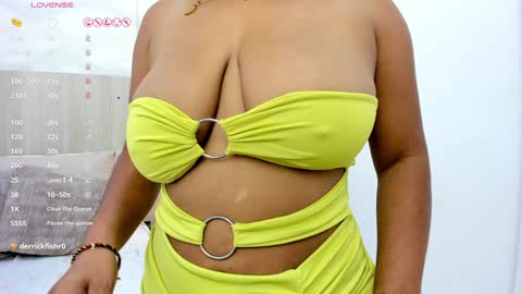 Snapshot of kaya_taraji chatting on 02.03.25 online show from 02.03.25