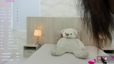 Snapshot of kaya_taraji chatting on 09.13.25 online show from 09.13.25