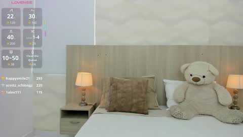 Snapshot of kaya_taraji chatting on 10.02.25 online show from 10.02.25