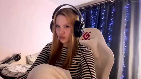 Amia online show from 03.18.26