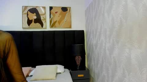 Kayla  online show from 09.15.25