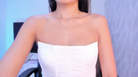 Kayla  online show from 12.17.25