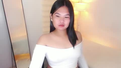 Y O U R        F U T U R E       K A Y L E E  online show from 02.25.25