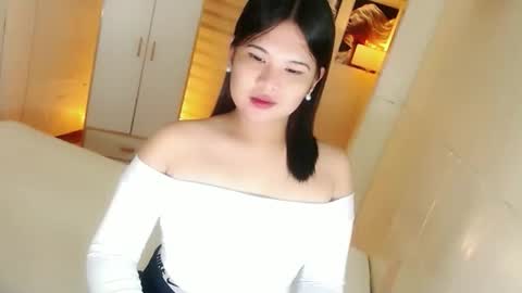 Y O U R        F U T U R E       K A Y L E E  online show from 12.20.25