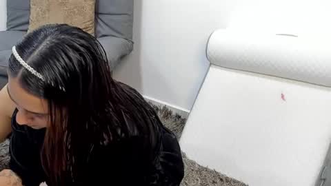 Snapshot of kayleescott1 chatting on 10.01.25 Kaylee Scott online show from 10.01.25