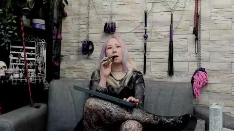 Miss Kazia online show from 04.24.26