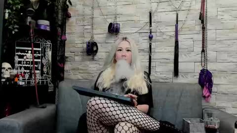 Snapshot of kaziaswart chatting on 05.15.26 Miss Kazia online show from 05.15.26