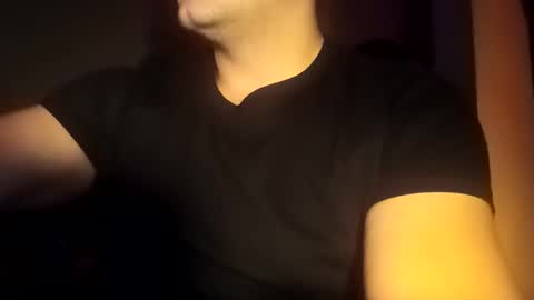 Snapshot of kaziuwichura chatting on 10.18.25 kaziuwichura online show from 10.18.25