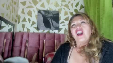 KAZSANDRAH online show from 12.16.25