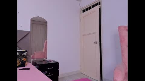 Snapshot of kazumikyo7 chatting on 09.24.25 kazumikyo7 online show from 09.24.25