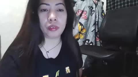 Kazzandra online show from 11.18.25