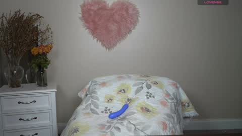 EliandKylie online show from 09.10.25