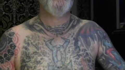 Snapshot of keeeeeeeeeeeeef chatting on 01.28.25 keeeeeeeeeeeeef online show from 01.28.25