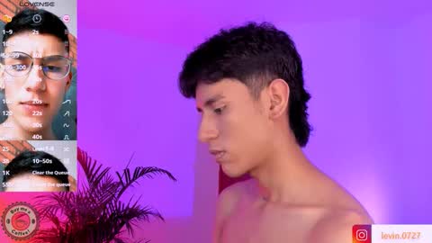 Snapshot of keiner_smith chatting on 09.17.25 Alejandro Gonzalez online show from 09.17.25